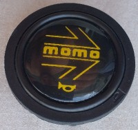 MOMO horn button 1